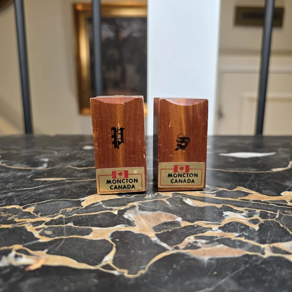 Vintage Wooden Salt & Pepper Shakers Moncton NB Canada Souvenir Rustic Gothic - Picture 2 of 8